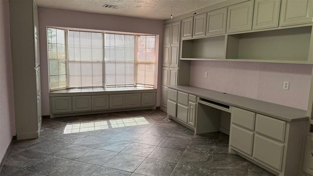 491 Holstein Circle, Sterling, OK 73567