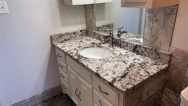 491 Holstein Circle, Sterling, OK 73567