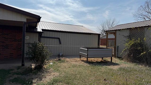 491 Holstein Circle, Sterling, OK 73567