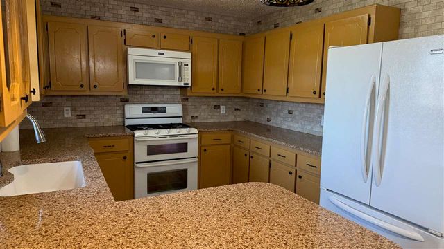 491 Holstein Circle, Sterling, OK 73567