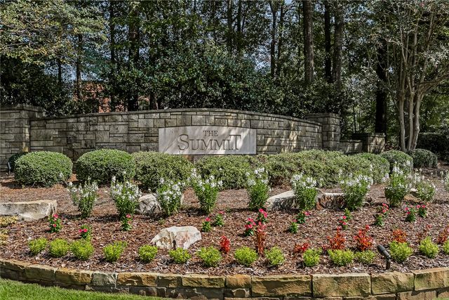 214 South Summit Drive, Seneca, SC 29672