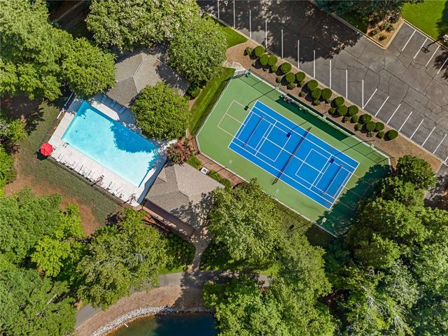 214 South Summit Drive, Seneca, SC 29672