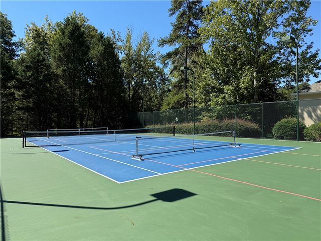 214 South Summit Drive, Seneca, SC 29672