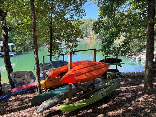 214 South Summit Drive, Seneca, SC 29672