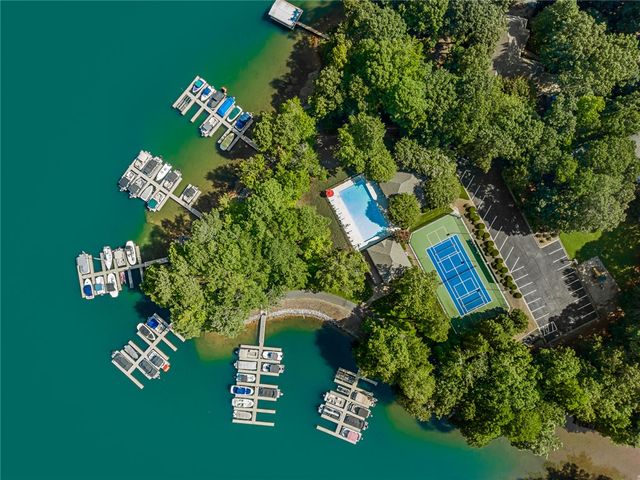 214 South Summit Drive, Seneca, SC 29672