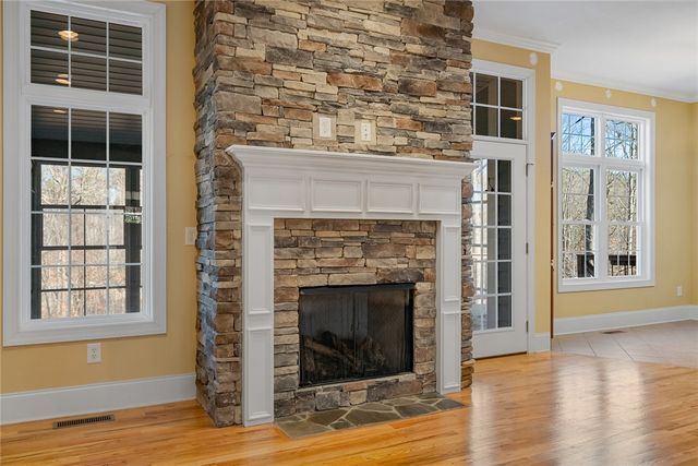 214 South Summit Drive, Seneca, SC 29672