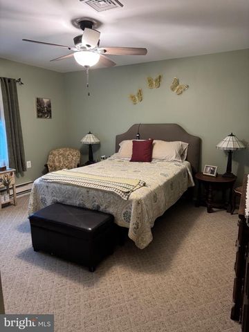 37 KINGSTON WAY, Southampton, NJ 08088