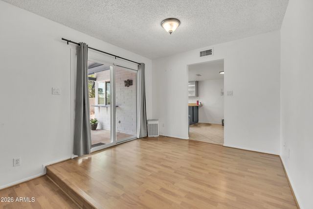 3833 W PHELPS Road, Phoenix, AZ 85053