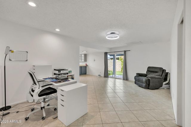 3833 W PHELPS Road, Phoenix, AZ 85053