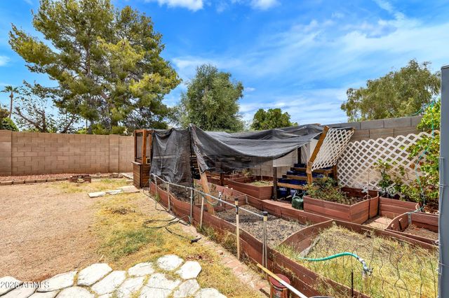 3833 W PHELPS Road, Phoenix, AZ 85053