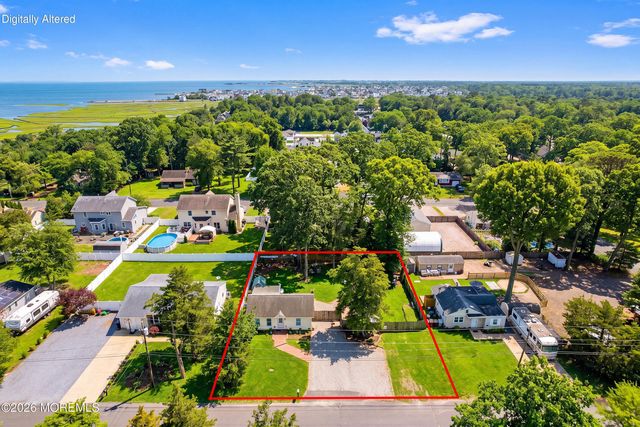 608 E Holly Boulevard, Bayville, NJ 08721