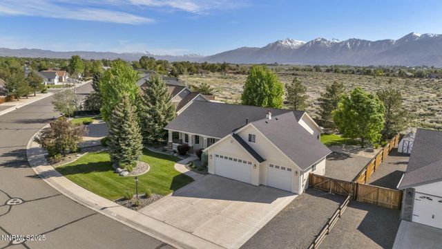 2866 La Cresta Circle, Minden, NV 89423