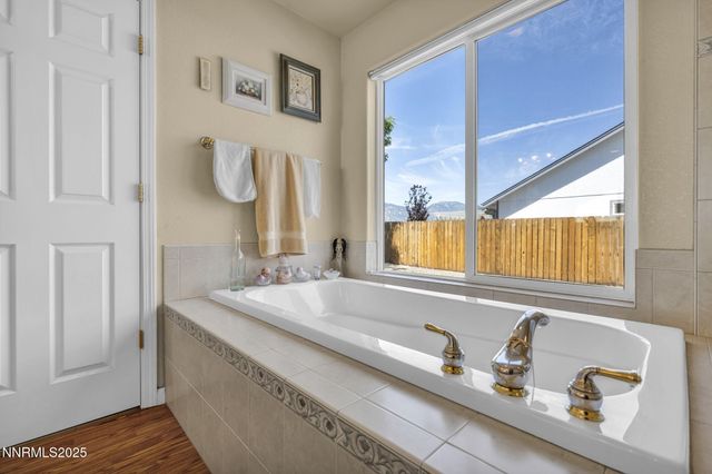 2866 La Cresta Circle, Minden, NV 89423