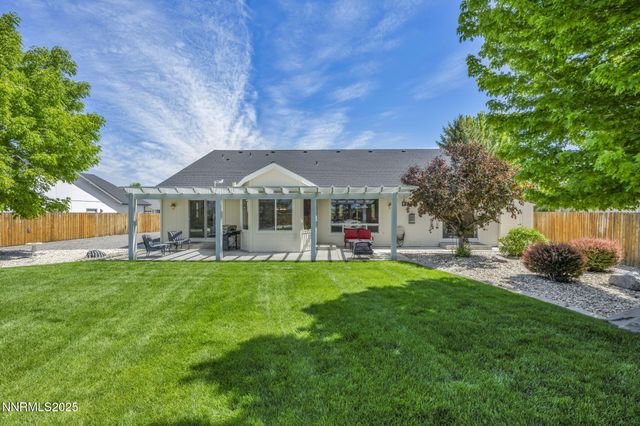 2866 La Cresta Circle, Minden, NV 89423