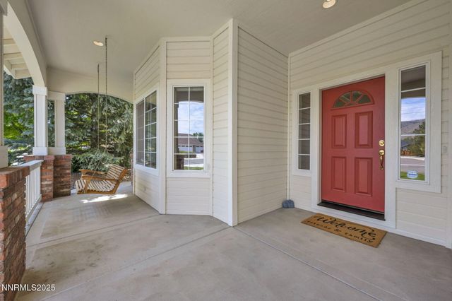 2866 La Cresta Circle, Minden, NV 89423