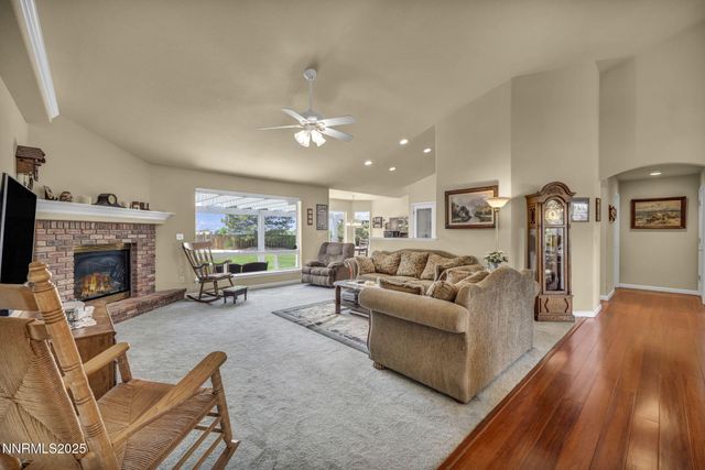 2866 La Cresta Circle, Minden, NV 89423