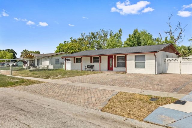 5923 YORKSHIRE ROAD, Tampa, FL 33634