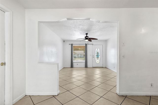 5923 YORKSHIRE ROAD, Tampa, FL 33634