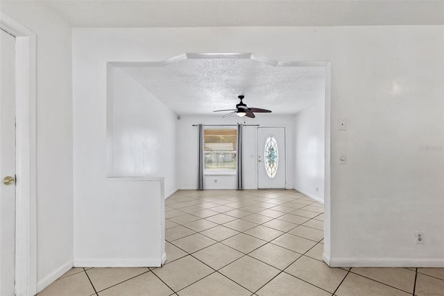5923 YORKSHIRE ROAD, Tampa, FL 33634