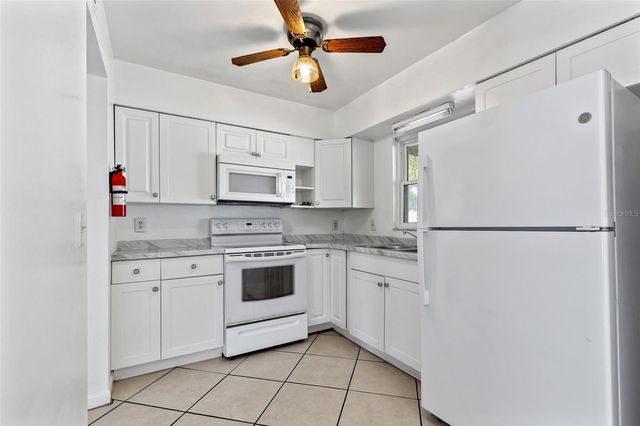 5923 YORKSHIRE ROAD, Tampa, FL 33634