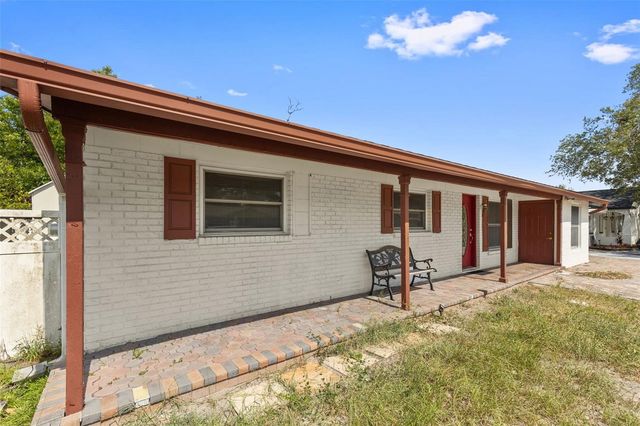 5923 YORKSHIRE ROAD, Tampa, FL 33634