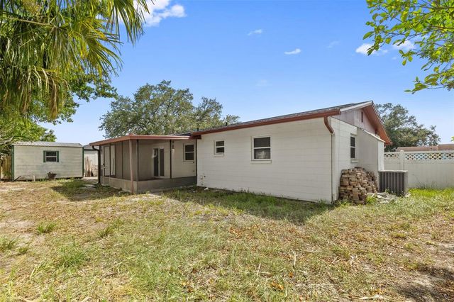 5923 YORKSHIRE ROAD, Tampa, FL 33634
