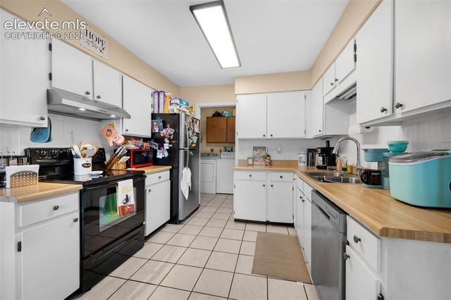 2732 Hearthwood Lane, Colorado Springs, CO 80917