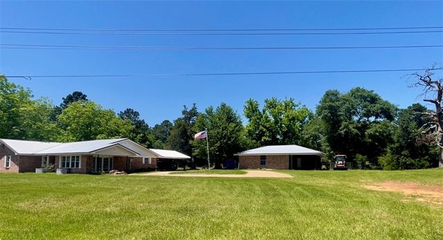 858 FM 1272 Farm to Market Road, Grapeland, TX 75844