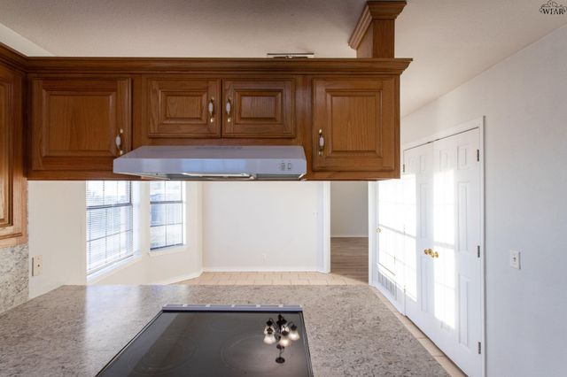 5220 AIR FORCE DRIVE, Wichita Falls, TX 76306