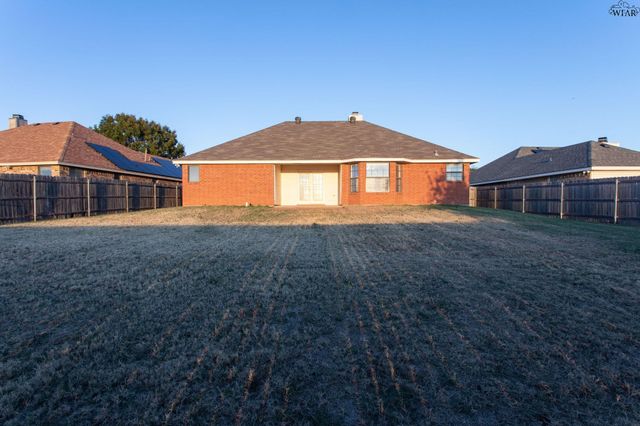 5220 AIR FORCE DRIVE, Wichita Falls, TX 76306