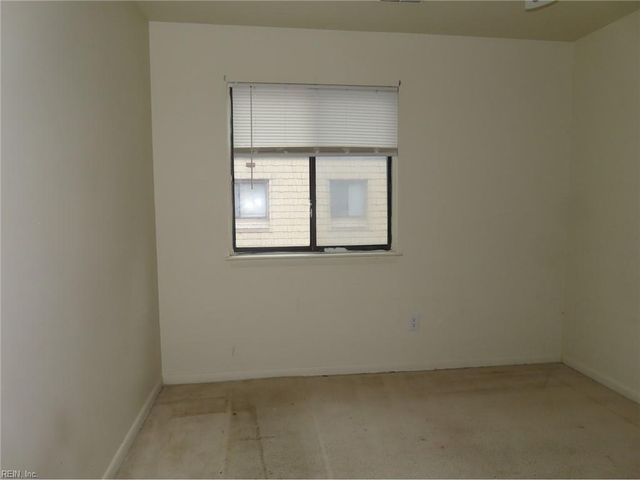 1655 Monterry PL, Newport News, VA 23608