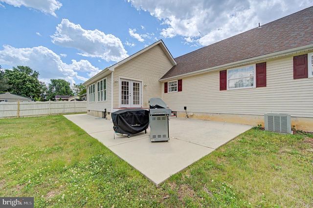 3261 WILDERNESS DR, Vineland, NJ 08361