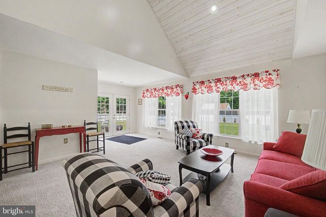 3261 WILDERNESS DR, Vineland, NJ 08361