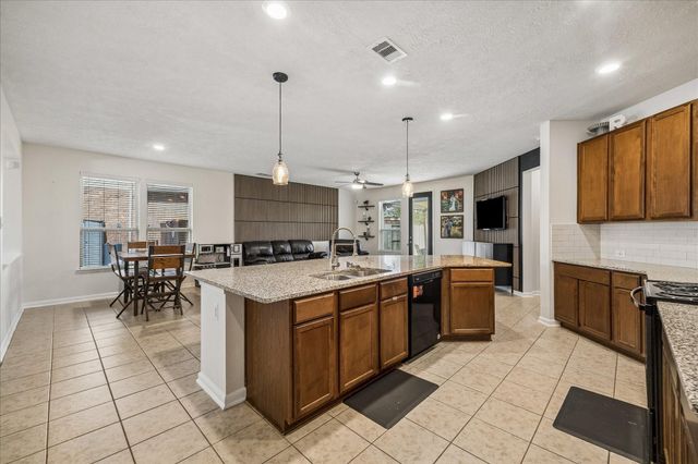 1614 Mornington Station Drive, Richmond, TX 77469