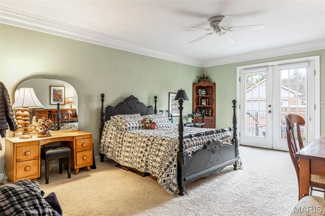 400 Conway Meadows Drive, Chesterfield, MO 63017