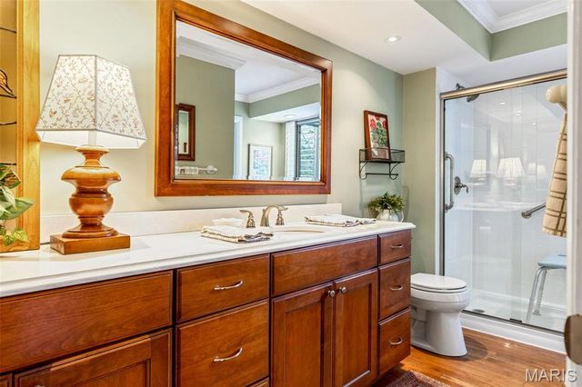 400 Conway Meadows Drive, Chesterfield, MO 63017