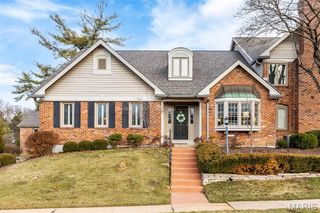 400 Conway Meadows Drive, Chesterfield, MO 63017