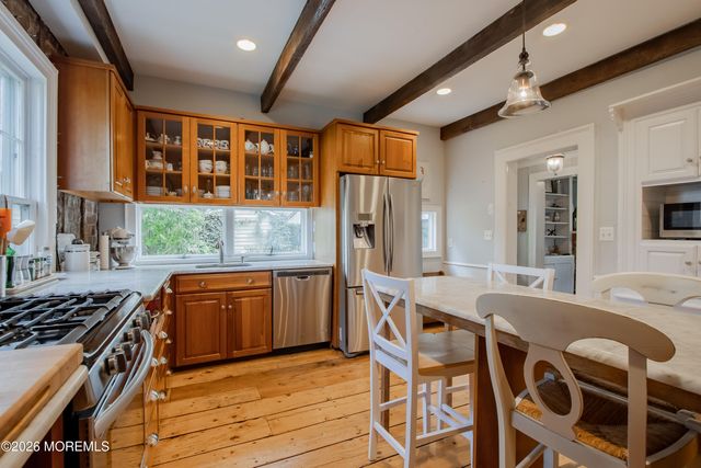 852 River Road, Fair Haven, NJ 07704