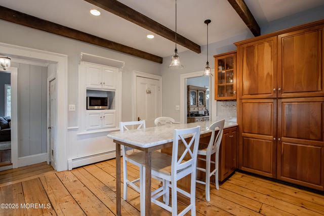 852 River Road, Fair Haven, NJ 07704