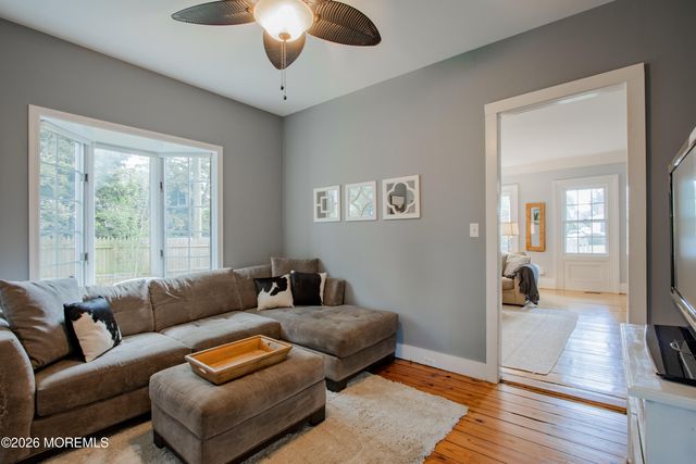 852 River Road, Fair Haven, NJ 07704