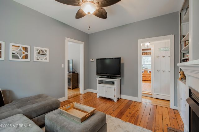 852 River Road, Fair Haven, NJ 07704