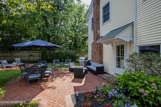 852 River Road, Fair Haven, NJ 07704