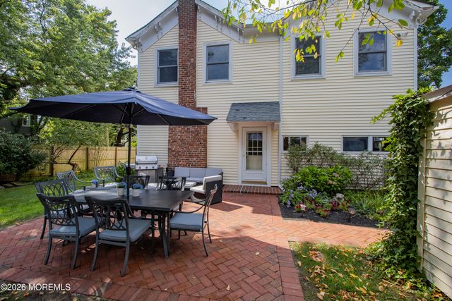 852 River Road, Fair Haven, NJ 07704