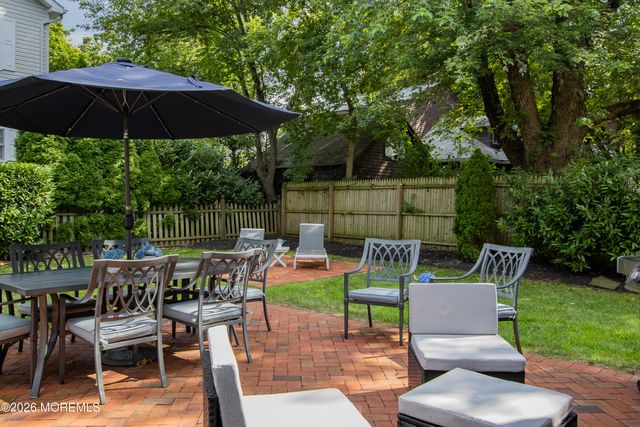 852 River Road, Fair Haven, NJ 07704