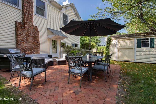 852 River Road, Fair Haven, NJ 07704