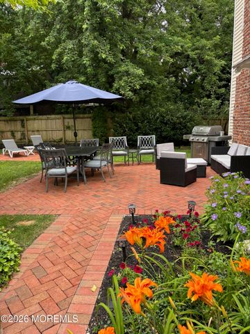 852 River Road, Fair Haven, NJ 07704