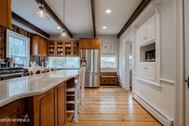 852 River Road, Fair Haven, NJ 07704