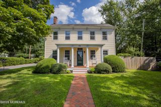 852 River Road, Fair Haven, NJ 07704
