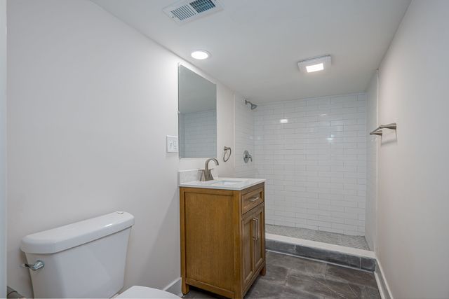 8634 S Laflin Street, Chicago, IL 60620