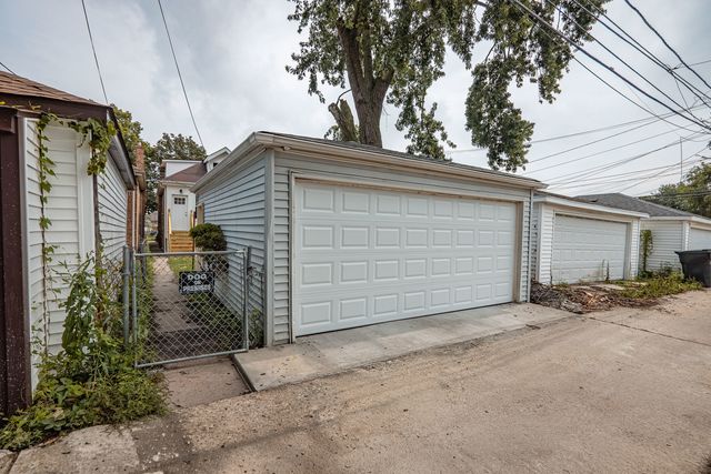 8634 S Laflin Street, Chicago, IL 60620